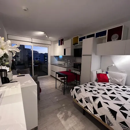Estudio Mondrian * Playa del Inglés