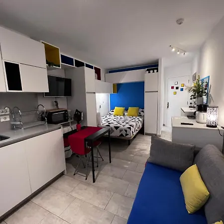Apart-hotel Estudio Mondrian