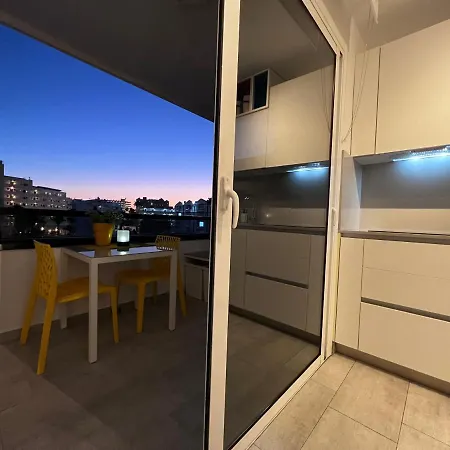 Estudio Mondrian Apart-hotel 4*