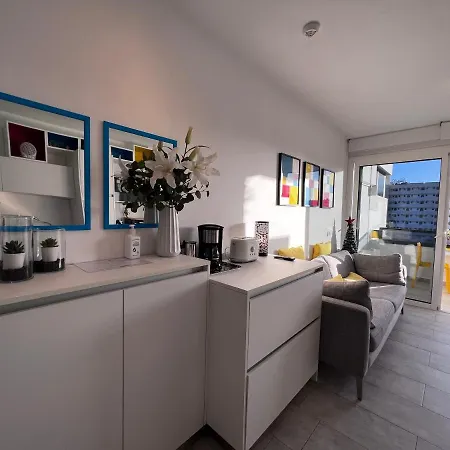 Estudio Mondrian * Playa del Inglés
