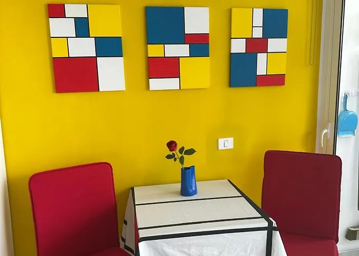 Ξενοδοχείο με διαμερίσματα Estudio Mondrian