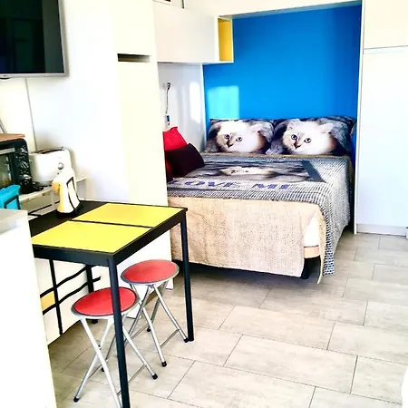 Estudio Mondrian Playa del Inglés
