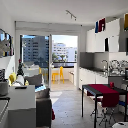 Estudio Mondrian Aparthotel
